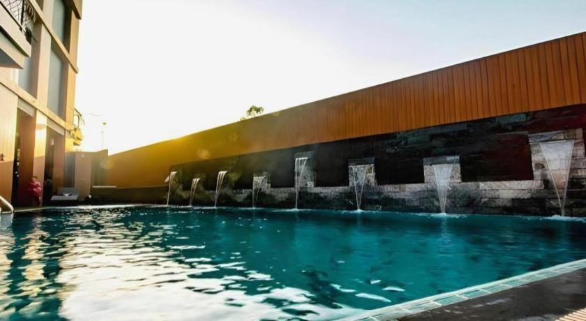 The Y Boutique Hotel Чиангмай Экстерьер фото