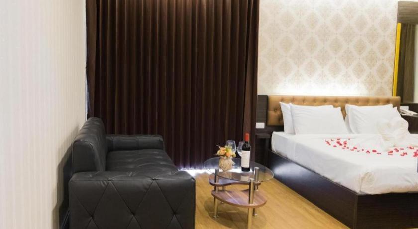 The Y Boutique Hotel Чиангмай Экстерьер фото
