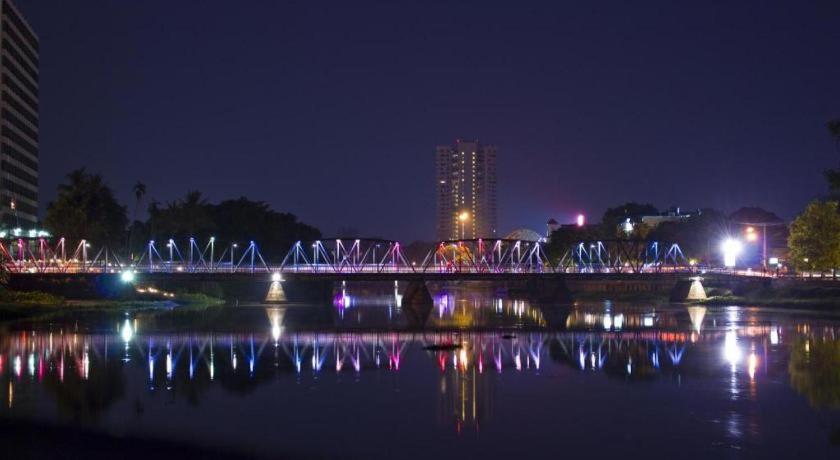 The Y Boutique Hotel Чиангмай Экстерьер фото