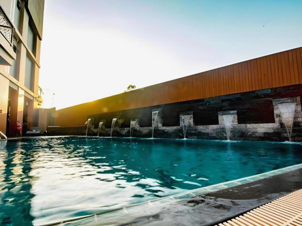 The Y Boutique Hotel Чиангмай Экстерьер фото